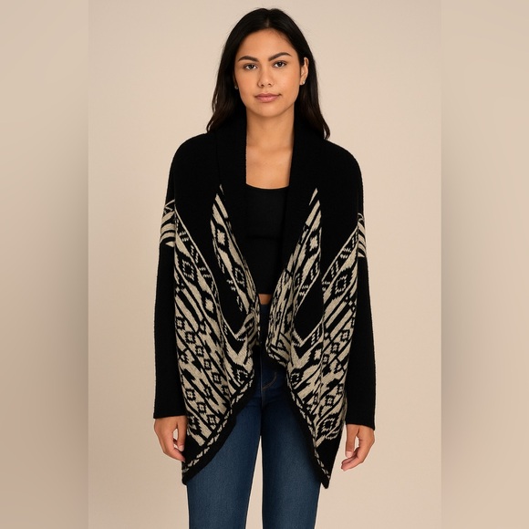 BCBG MAXAZRIA comfy Aztec print soft comfy flowy cardigan black and cream - Picture 1 of 6
